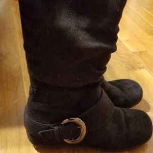 Journee Collection Boots